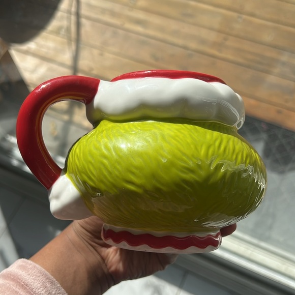 Christmas grinch hallmark mug - Picture 2 of 3